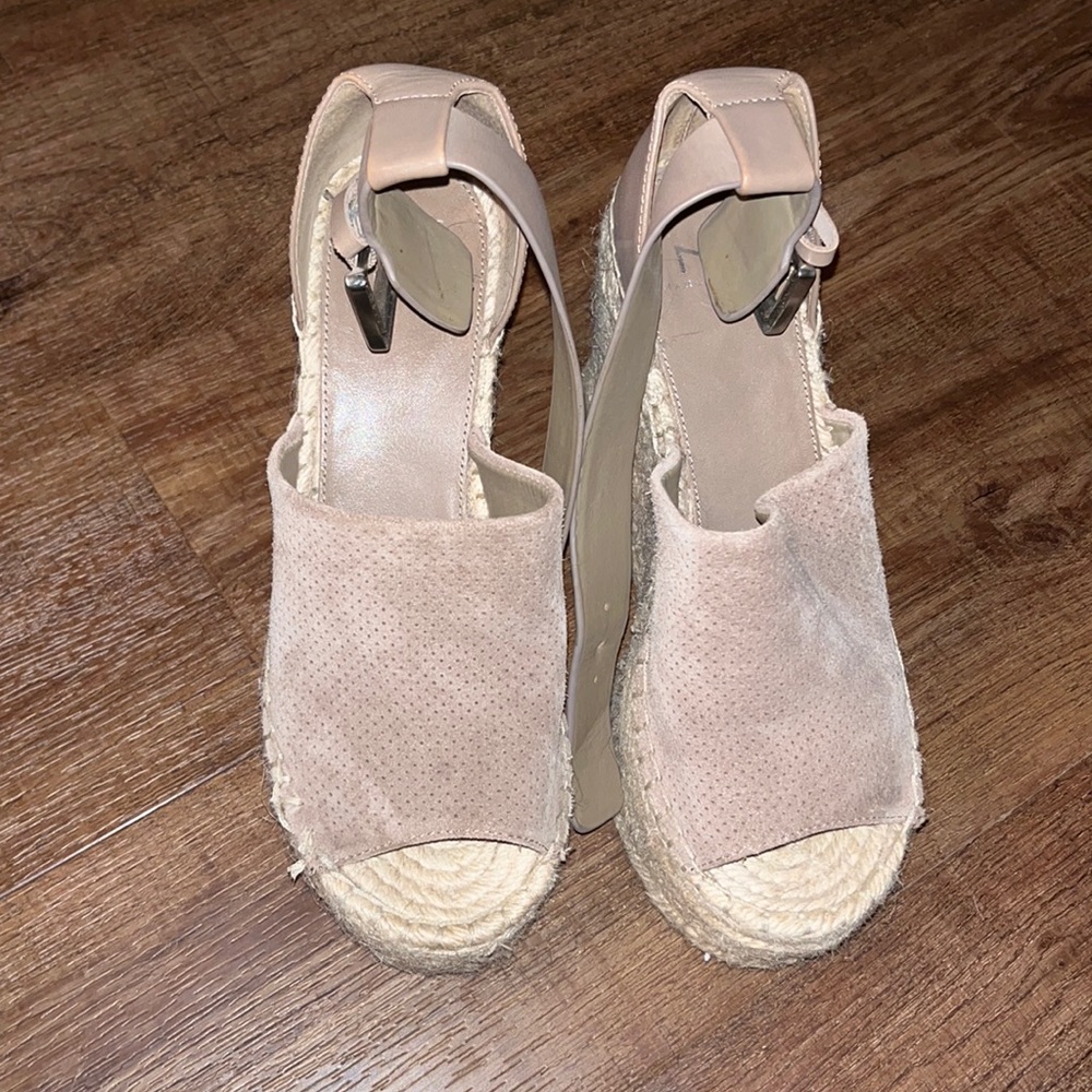GUC Marc Fisher Espadrilles in Taupe